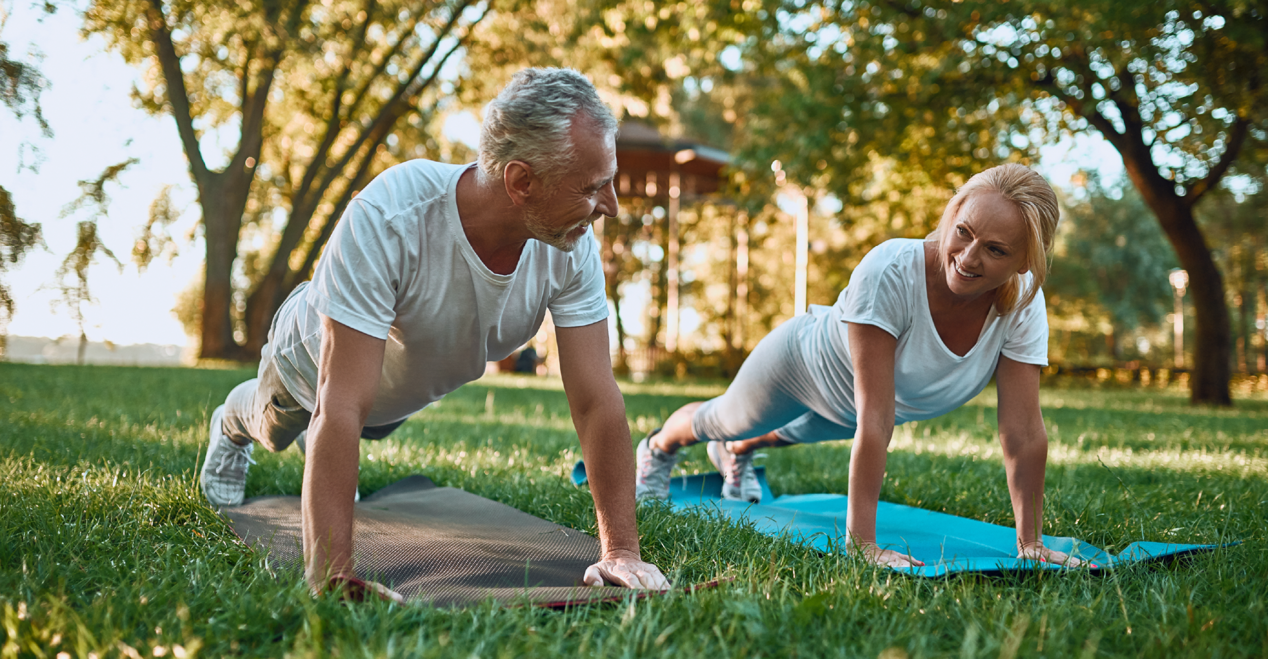 couple working out 
